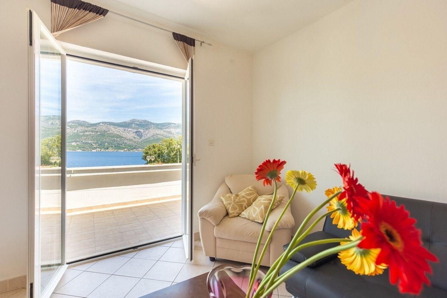 Apartments Mari Zrnovo エクステリア 写真